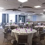 Novotel Massy Hotel Palaiseau