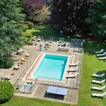 Novotel Massy Otel Palaiseau