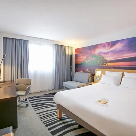 Novotel Massy Hotel Palaiseau