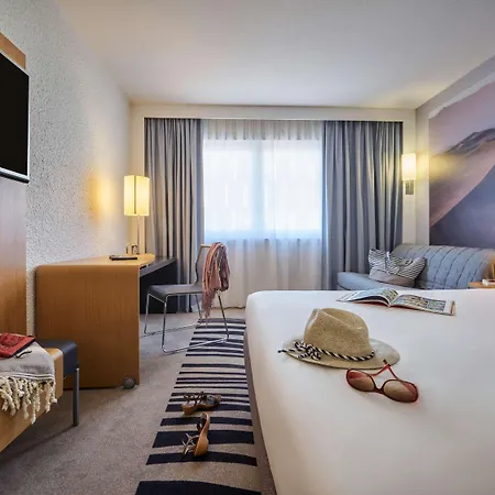 Hotel Novotel Massy 4*