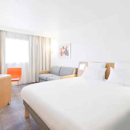 Novotel Massy 호텔