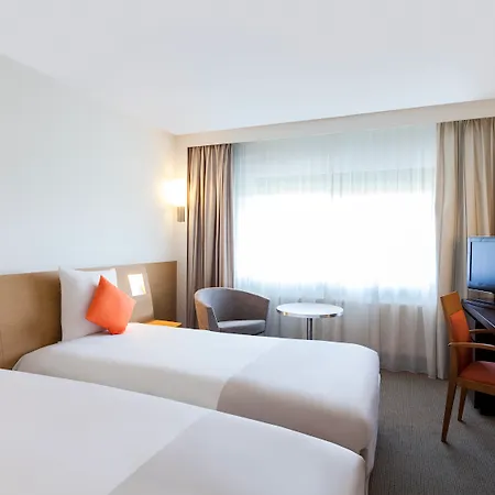 Szálloda Novotel Massy 4*