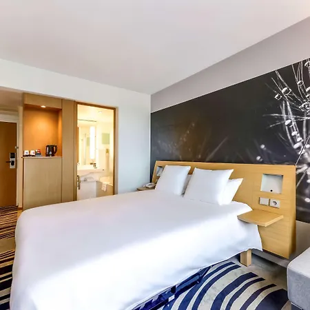 Novotel Massy Hotel Palaiseau