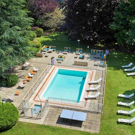 Novotel Massy 4*