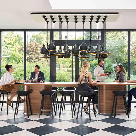 Novotel Massy Hotel Palaiseau