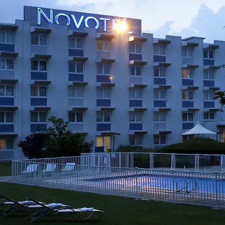 Novotel Massy Отель 4*