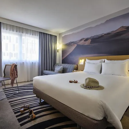 Novotel Massy Hotel Palaiseau