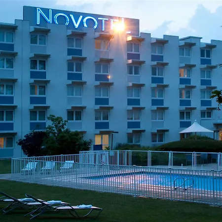 Szálloda Novotel Massy