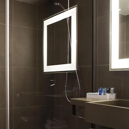 Novotel Massy 4*