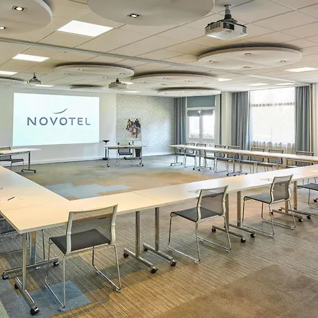 Novotel Massy 4*