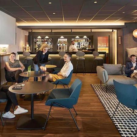 호텔 Novotel Massy 4*